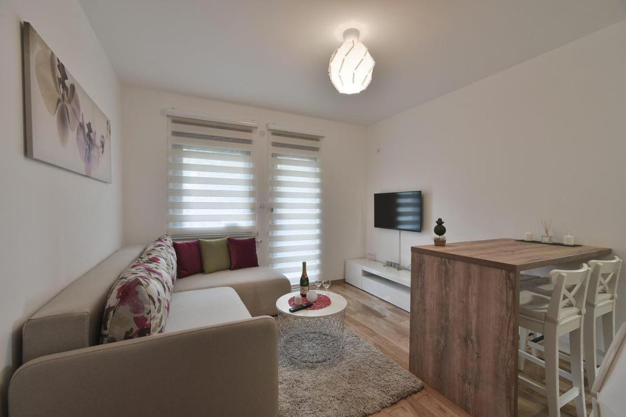 Lux Apartman Daria Златибор Екстериор снимка